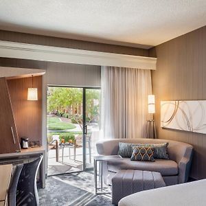 Large Ground Floor King Room Mobility or hearing accessible